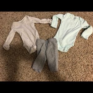 Carters gender neutral set
